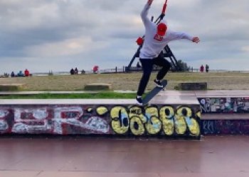 Black Rabbit se vrací s našlapanou Covid montáží