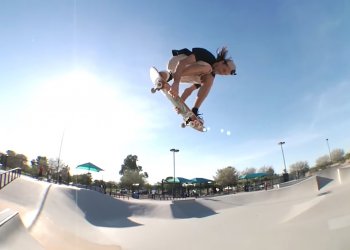 Aaron "Jaws" Homoki ukazuje svůj nejoblíbenější skatepark
