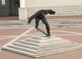 Vychutnejte si raw cut k Baker partu Jacopa Carozziho